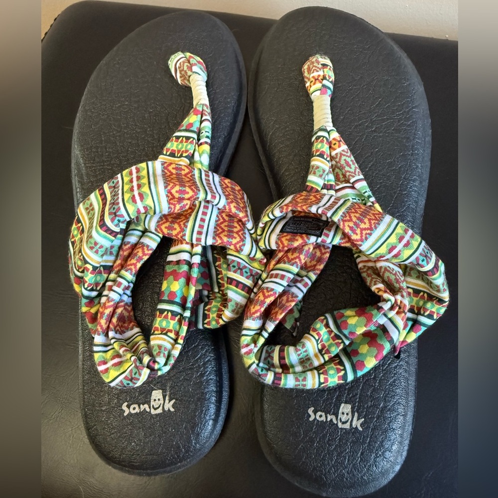 Sanuk Multicolor Sling Soft Geometric Sandals